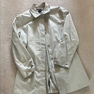 LANDS END KHAKI WOMENS TRENCH BELTED